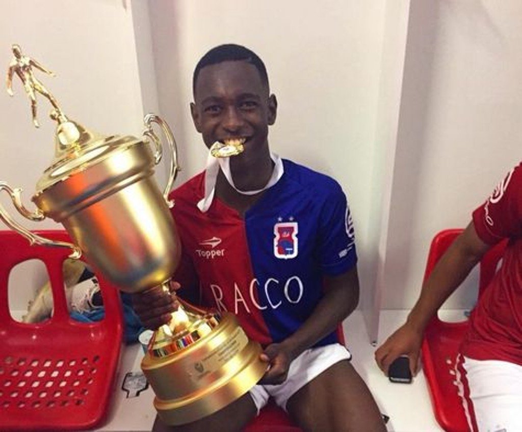 Fenerbahçe Jhonny Lucas’ı istiyor!