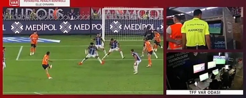 varda-izledi-penaltiyi-verdi-iste-trabzonspor-basaksehir-macindaki-pozisyon-1787502055184.jpeg VAR'da izledi penaltıyı verdi! İşte Trabzonspor-Başakşehir maçındaki pozisyon - 2