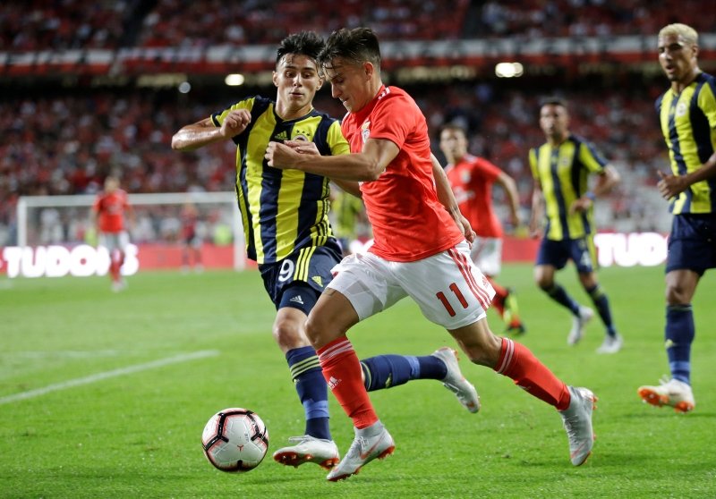 Devlerin gözü Eljif Elmas’ta