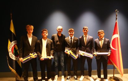 Fenerbahçe’de 5 imza birden!