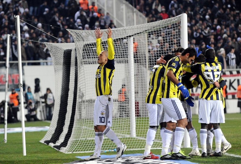 Alex seneye Fenerbahçe’de! Flaş açıklama geldi