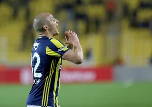 Aatıf Chahechouhe, Fenerbahçe'de örnek isim oldu