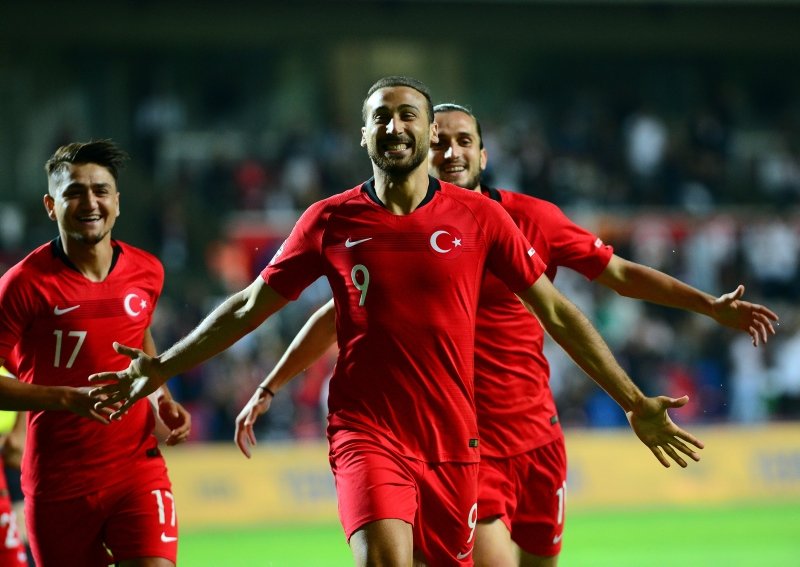 Cenk Tosun’dan Beşiktaş açıklaması!