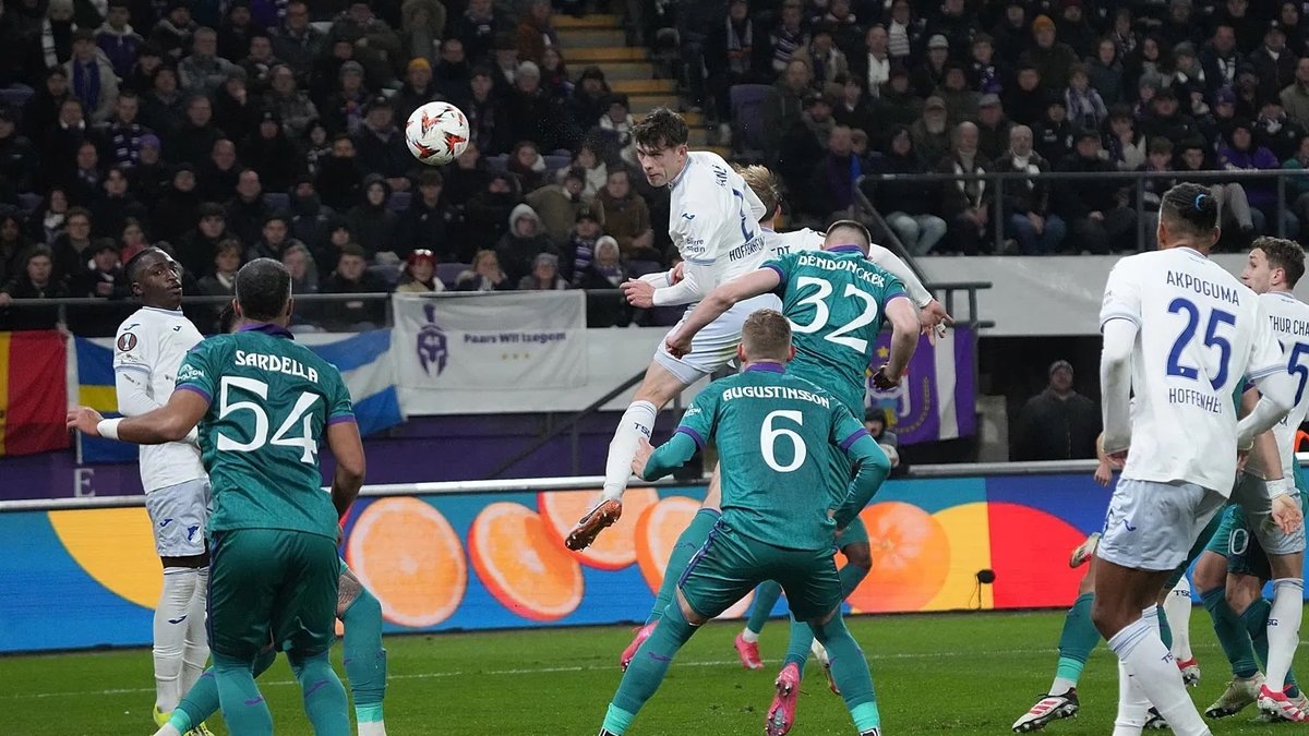 Fenerbahçe'nin rakibi Anderlecht hangi ülkenin takımı? Kadro değeri ne kadar ve hangi futbolcular var? | UEFA Avrupa Ligi play-off turu Fenerbahçe'nin rakibi Anderlecht hangi ülkenin takımı? Kadro değeri ne kadar ve hangi futbolcular var? | UEFA Avrupa Ligi play-off turu