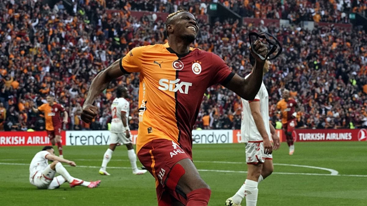 TRANSFER HABERLERİ | Galatasaray'a Osimhen müjdesi! TRANSFER HABERLERİ | Galatasaray'a Osimhen müjdesi!