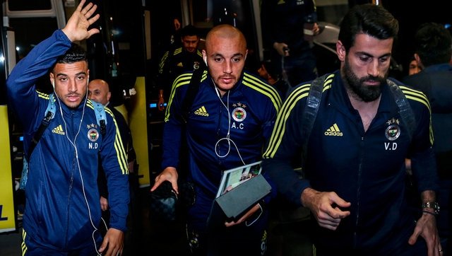 Fenerbahçe resmen açıkladı! Aatif ve Dirar...