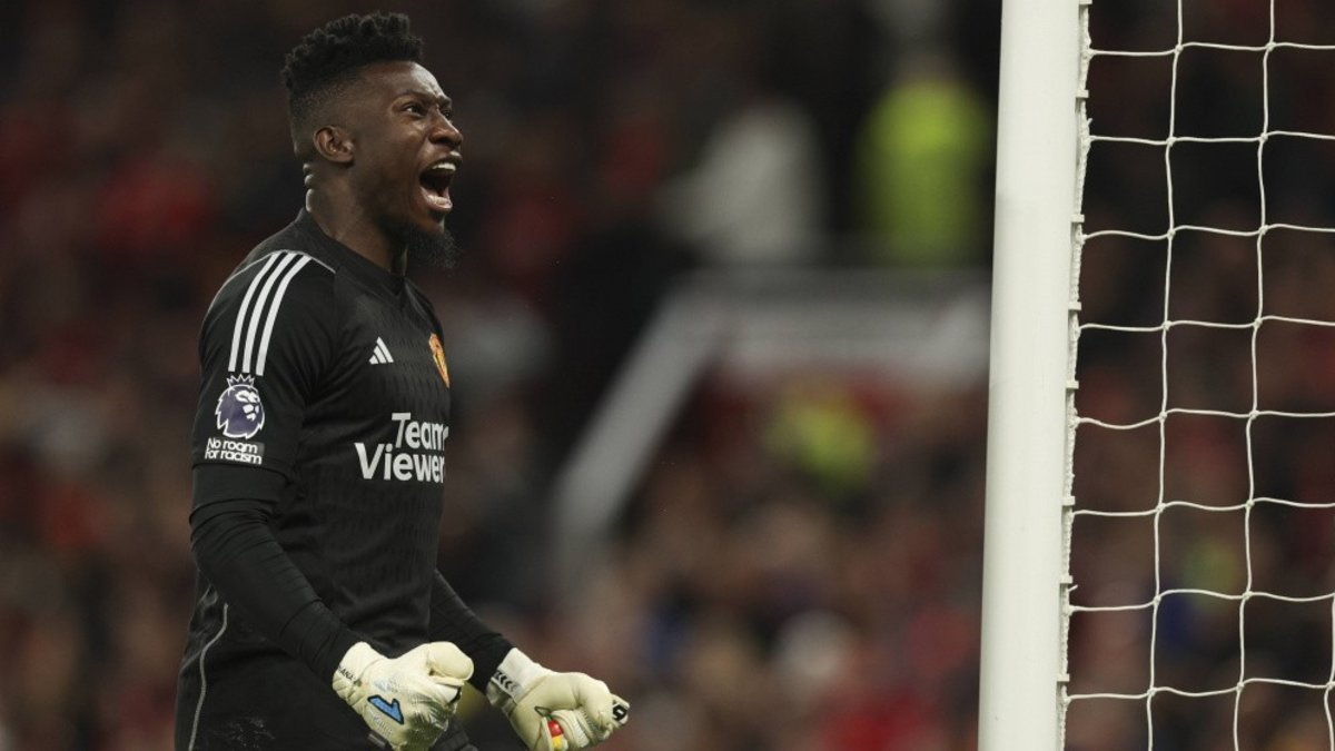 TRANSFER HABERİ: Galatasaray'da kaleye yeni aday! Formasını milli futbolcuya kaptırmıştı... TRANSFER HABERİ: Galatasaray'da kaleye yeni aday! Formasını milli futbolcuya kaptırmıştı...