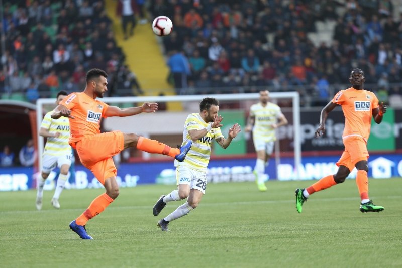 Fenerbahçe Ersun Yanal’dan kurtulmalı!