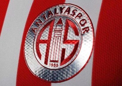 FIFA Antalyaspor’a flaş bir ceza verdi!