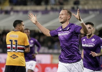 Fiorentina çeyrek finalde!