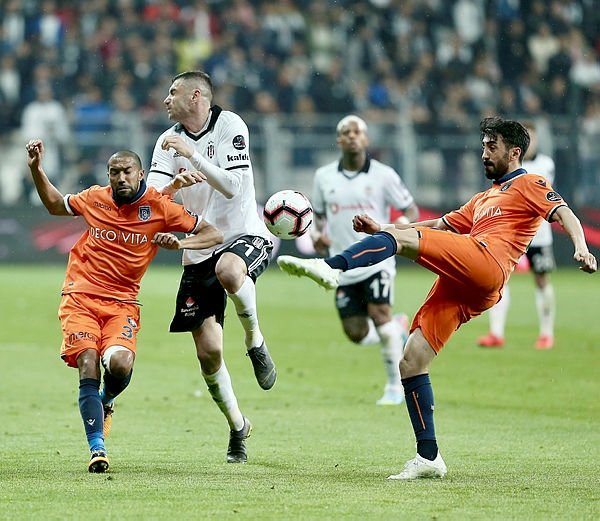 Usta isimler futbol gündemini değerlendirdi!