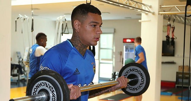 ’Fenerbahçe’de oynamak istemiyorum’  .