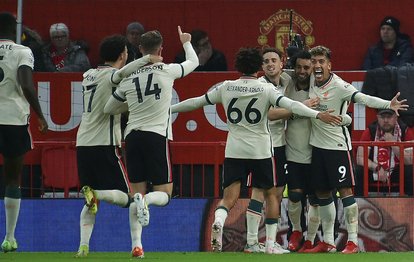 Manchester United 0-5 Liverpool MAÇ SONUCU - ÖZET | Salah şov yaptı Liverpool farklı kazandı