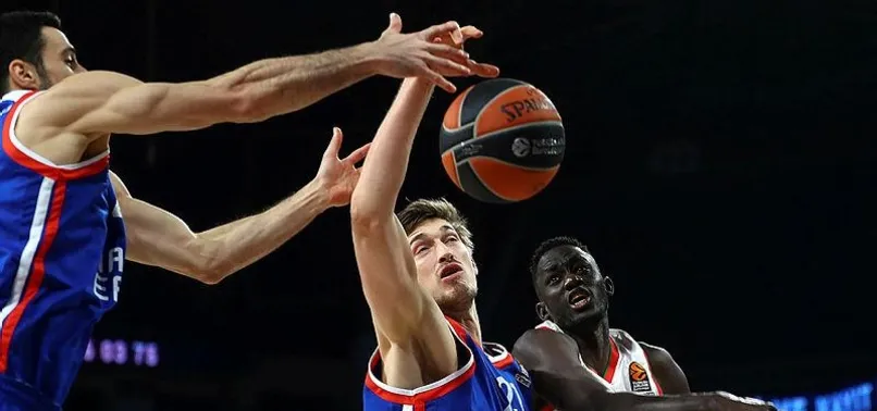 Anadolu Efes evinde Baskonia'yı devirdi