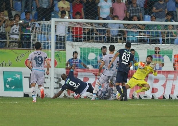 Çaykur Rizespor - Fenerbahçe maçı olay oldu