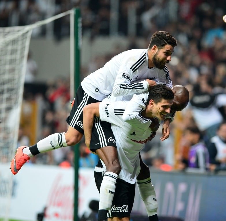 Mario Gomez’e dev talip!