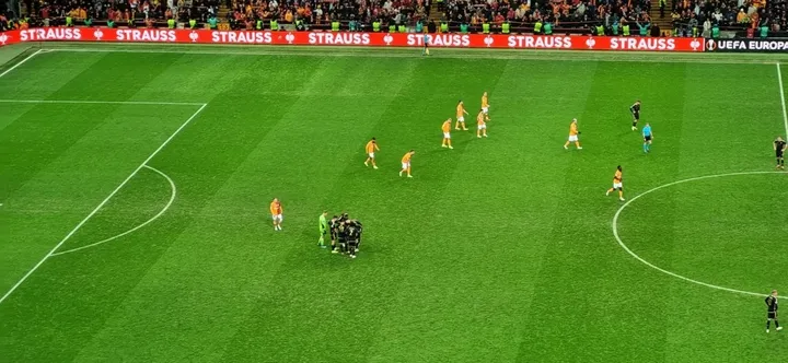Kerem Demirbay'ın golü ardından Sparta Prag'lı oyunculardan toplantı! - 3
