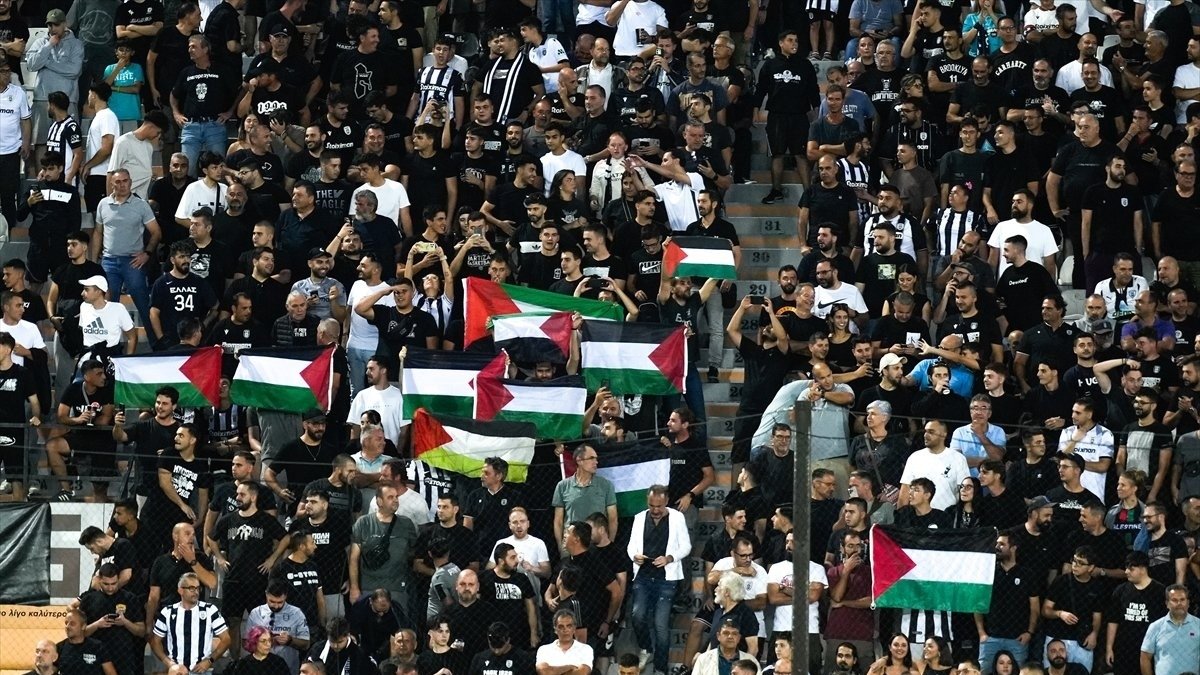 PAOK taraftarından Filistin'e destek