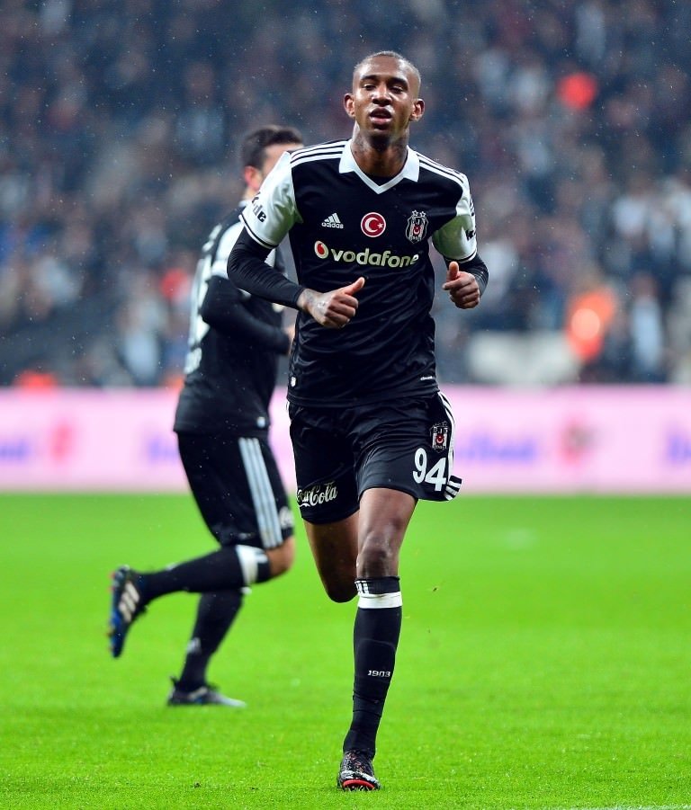 Beşiktaş-Kayserispor karşılaşmasından kareler