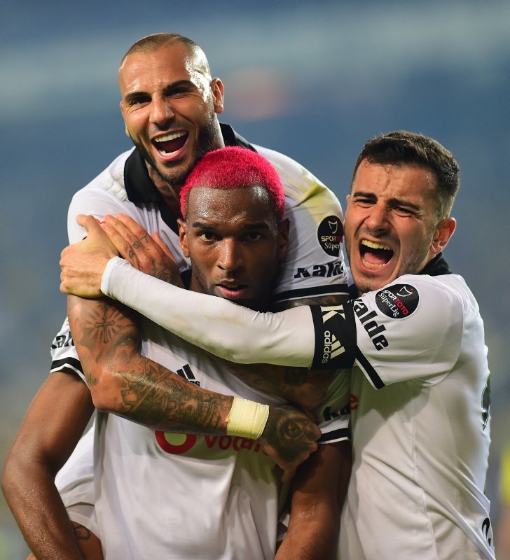 Ryan Babel’den Fatih Terim’i kızdıran talepler