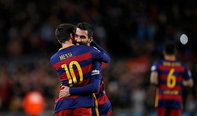 Arda Turan’ın Barcelona’daki ilk maçında olay