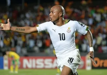 Yeni kaptan Ayew