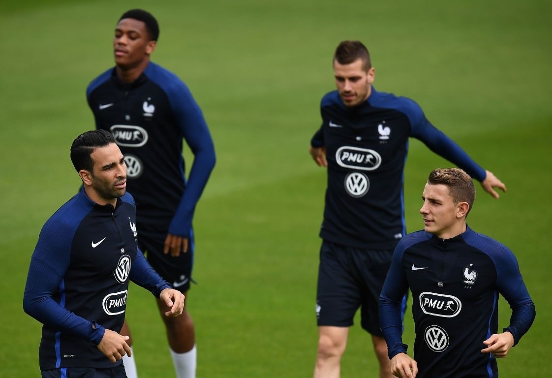 3 büyüklerden Adil Rami’ye hücum!