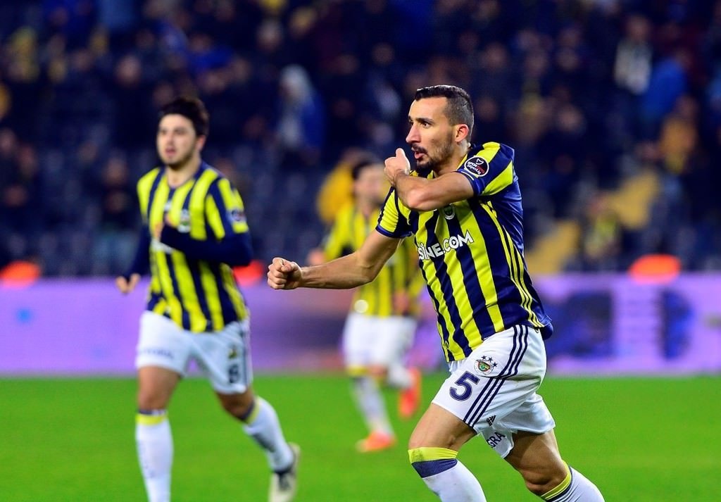 Fenerbahçe-Adanaspor karşılaşmasından kareler