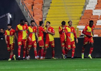 Göztepe 3 puanı 3 golle aldı!