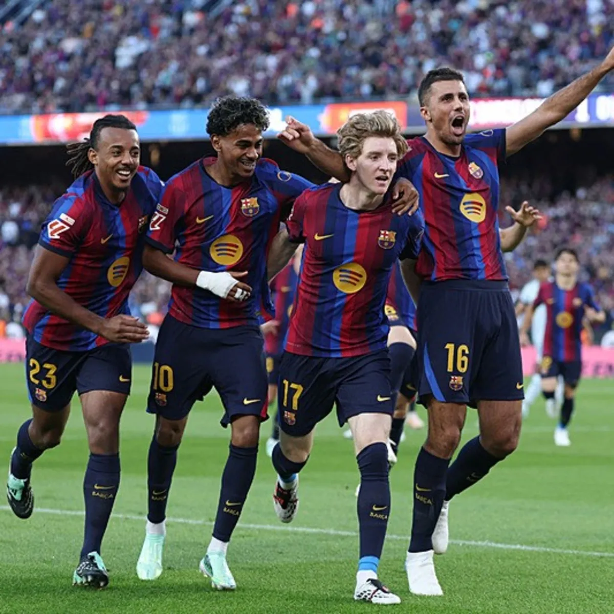 Barcelona Getafe'yi 3-0 yenerek ligde namağlup devam etti