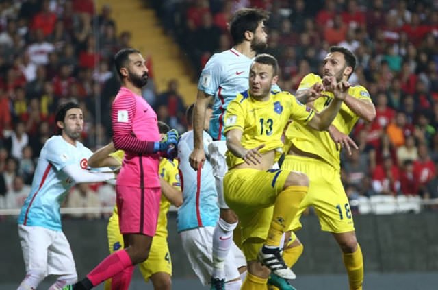 Sergen Yalçın sosyal medyayı salladı!