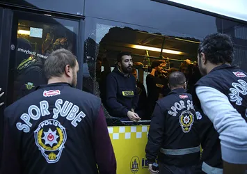 Fenerbahçeli taraftarlar gözaltına alındı
