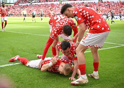 Mainz Konferans biletini kaptı!