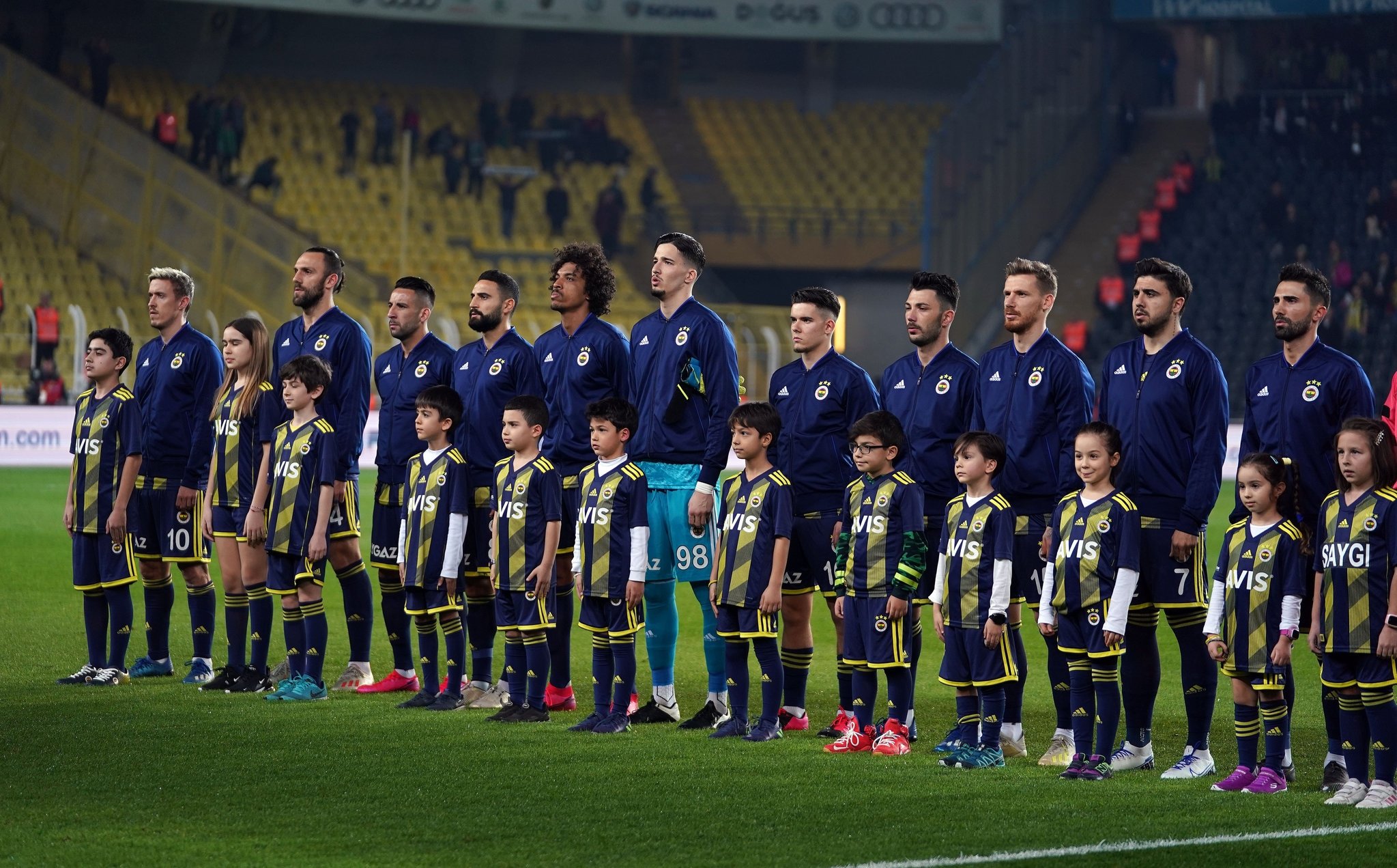 Fenerbahce Nin Gizli Forveti Serdar Aziz Aspor