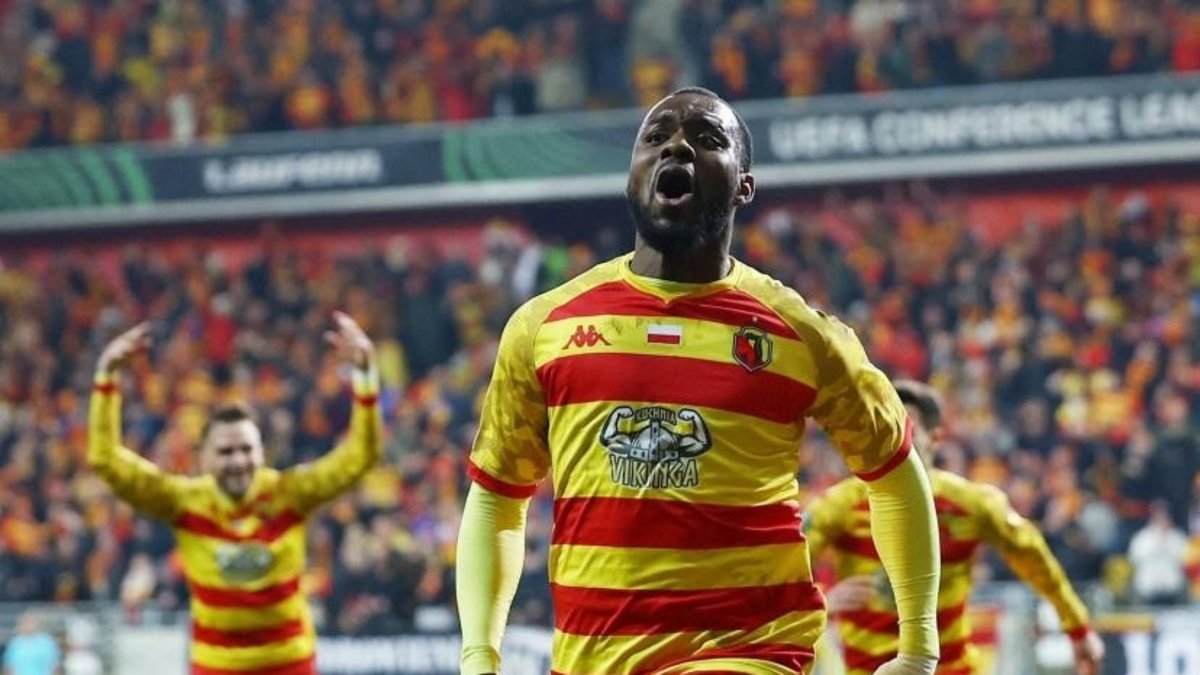 BEŞİKTAŞ HABERİ | Transferde gerçek ortaya çıktı! Afimico Pululu… BEŞİKTAŞ HABERİ | Transferde gerçek ortaya çıktı! Afimico Pululu…