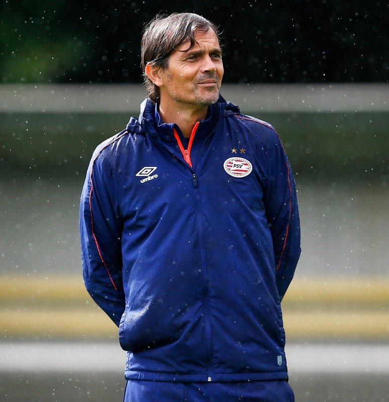 Phillip Cocu Fenerbahçe’ye yeni sistem getiriyor!