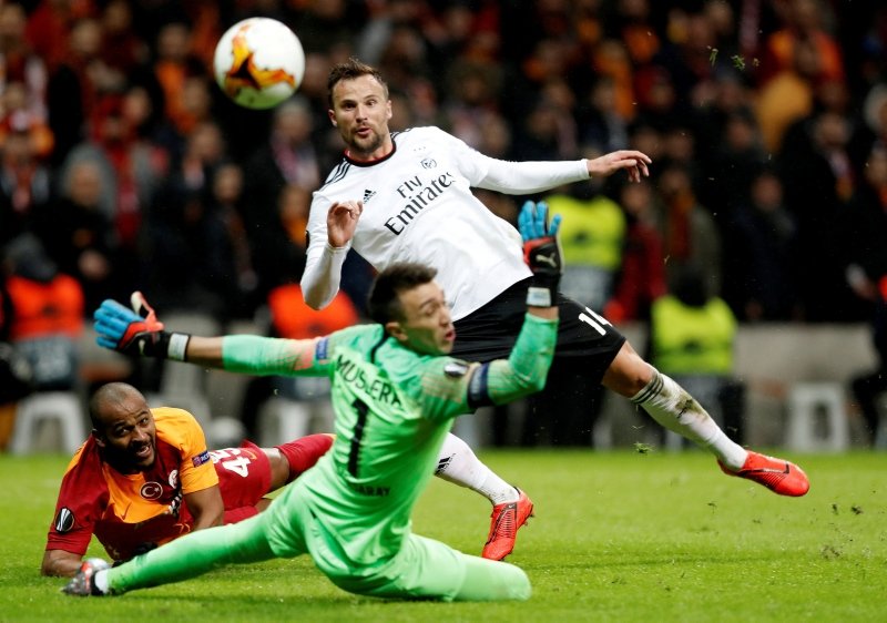 Iste Fatih Terim In Benfica 11 I Sayfa 1 Galatasaray 16 Kasim 2020 Pazartesi