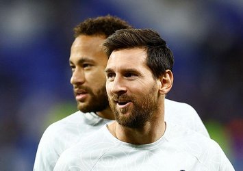Messi ve Neymar İstanbul'a geliyor!
