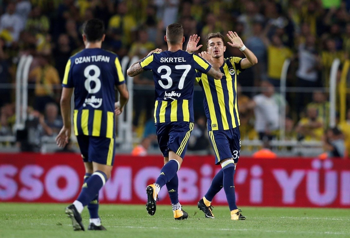 Fenerbahçe-Vardar karşılaşmasından kareler