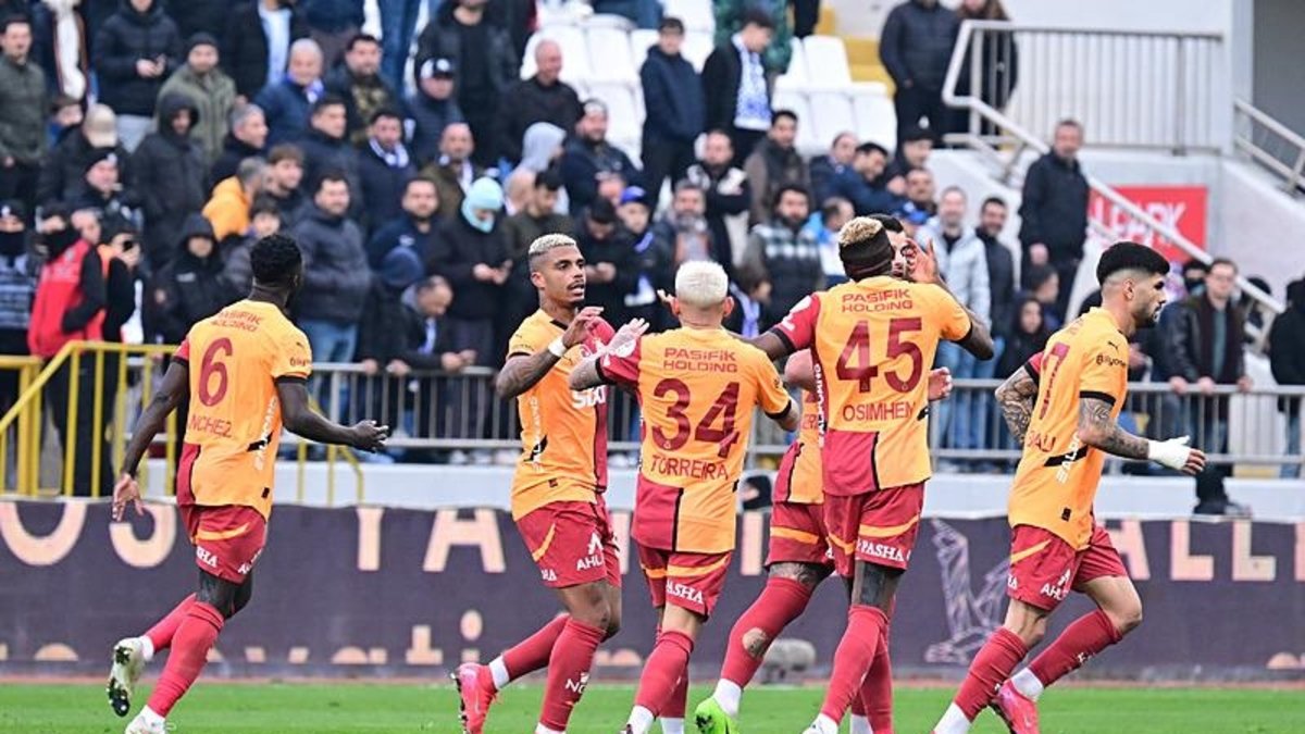 Spor yazarlarından Kasımpaşa-Galatasaray maçı değerlendirmeleri! Spor yazarlarından Kasımpaşa-Galatasaray maçı değerlendirmeleri!