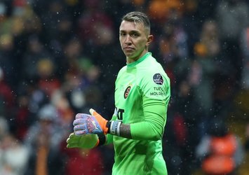 Muslera'dan transfer hamlesi!