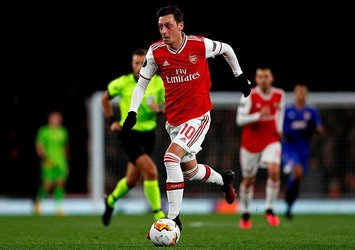 F.Bahçe'den Mesut Özil için görülmemiş imza töreni!