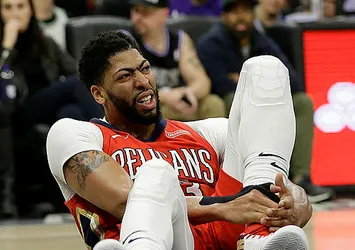 Pelicans Davis'i de kaybetti