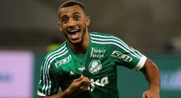 Galatasaray’a dünya yıldızı geliyor