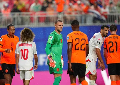 Tunus 1-3 Hollanda | MAÇTAN KARELER