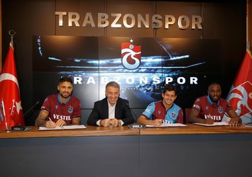 Trabzonspor'dan toplu imza!