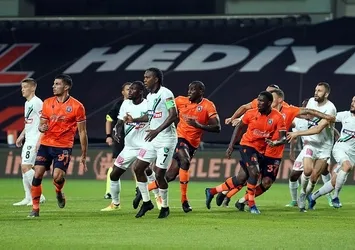 VAR ile zirvede