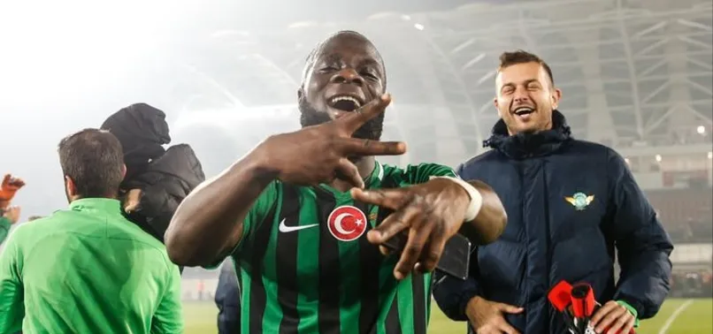 Akhisarspor'da Manu krizi çözüldü