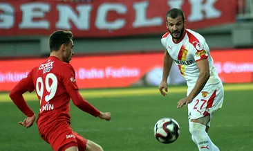 Göztepe'de yeni transferler sınıfta kaldı!