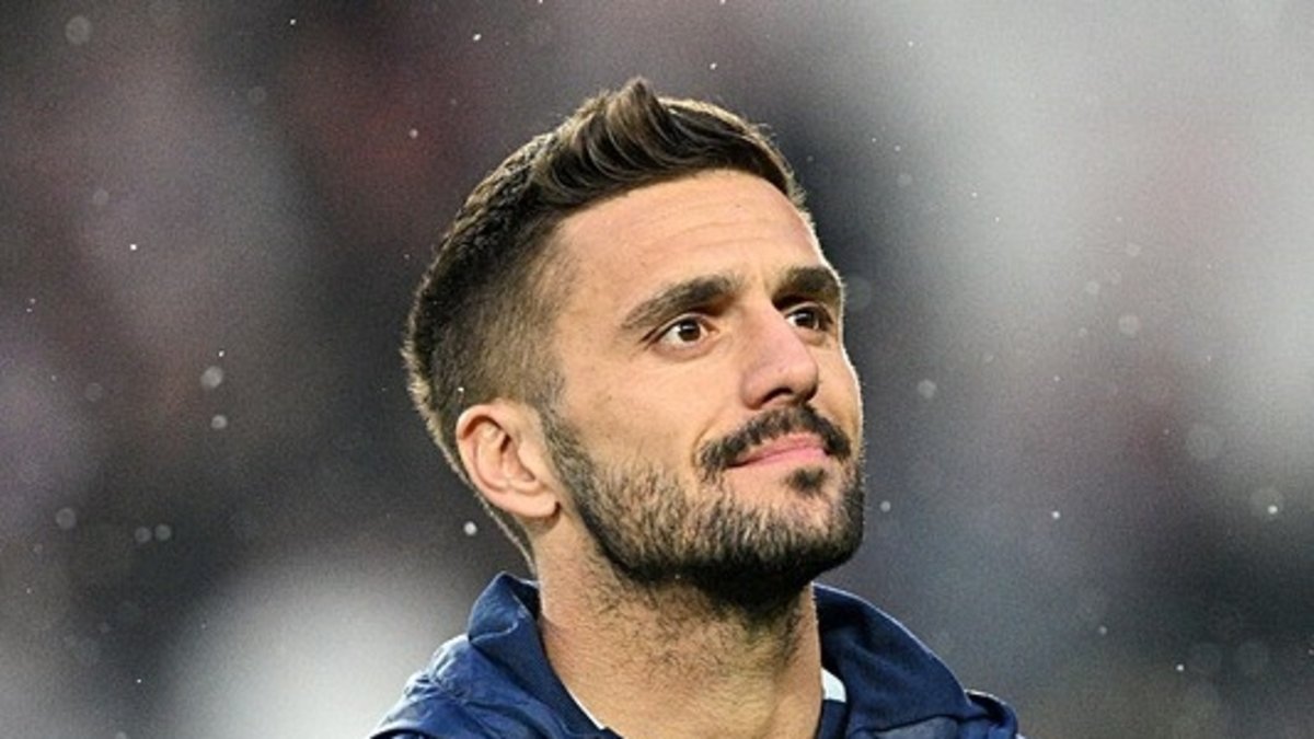 Dusan Tadic Fenerbahçe'de devam edecek mi? Yönetimden Sırp yıldıza mesaj Dusan Tadic Fenerbahçe'de devam edecek mi? Yönetimden Sırp yıldıza mesaj